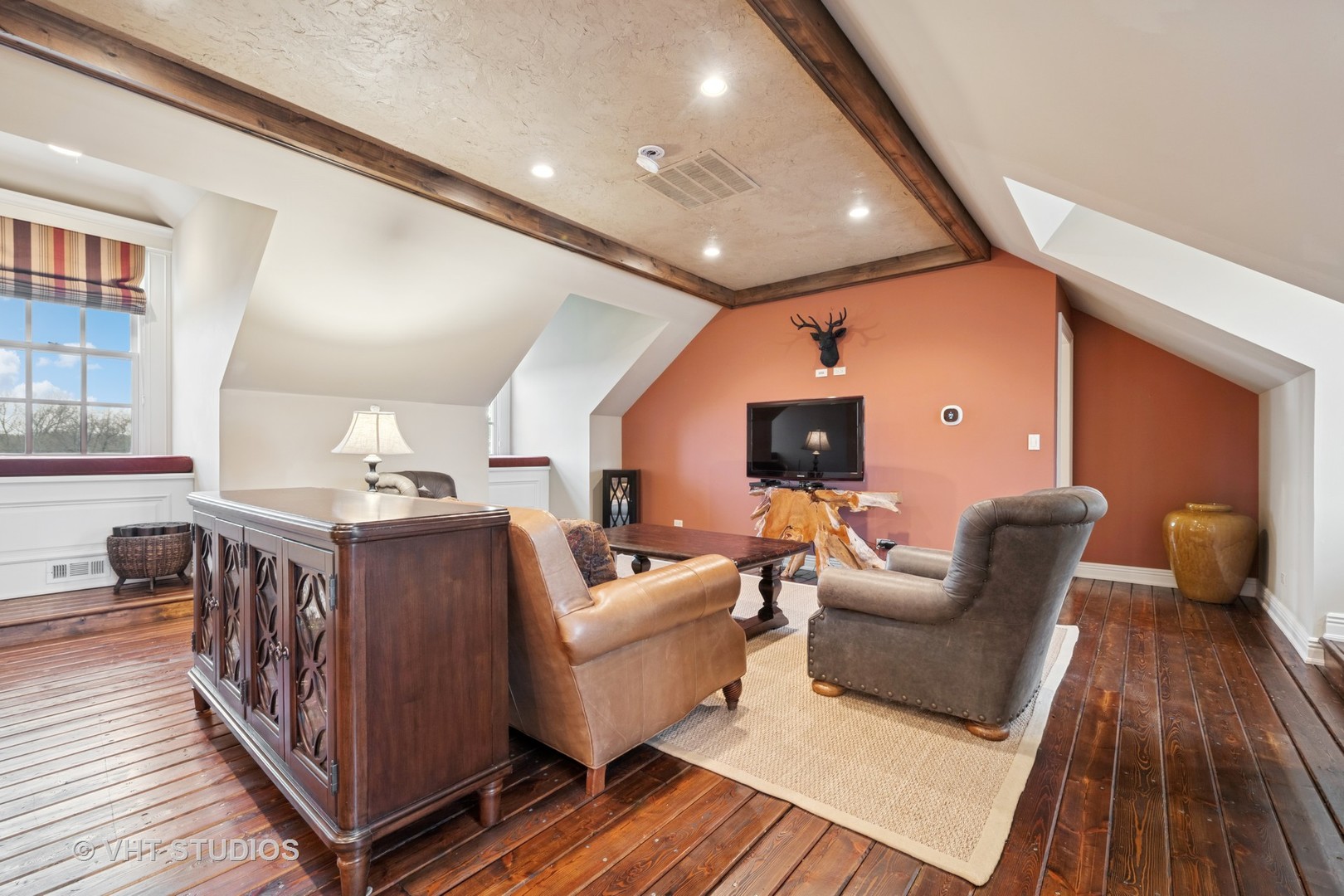 546 Oak Knoll Road Barrington Hills, IL 60010 - Photo 52 of 72 a living room with furniture and a wooden floor