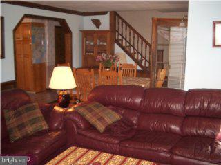 2316 Yardville Hamilton Square Road Hamilton, NJ 08690 - Photo 5 of 6 Gallery Image 5