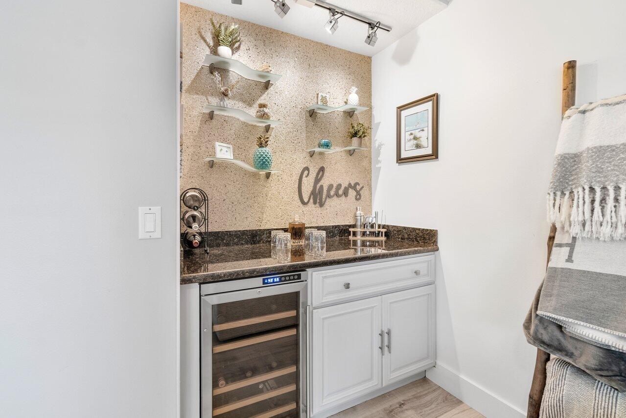 1103 Canoe Point Delray Beach, FL 33444 - Photo 15 of 40 015-1103CanoePoint-DelrayBeach-FL-33444-