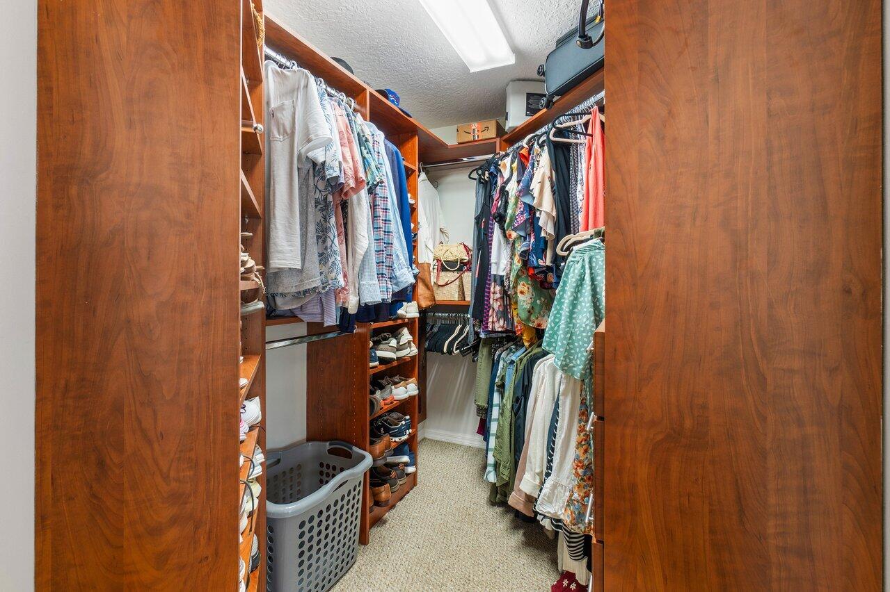 1103 Canoe Point Delray Beach, FL 33444 - Photo 23 of 40 023-1103CanoePoint-DelrayBeach-FL-33444-