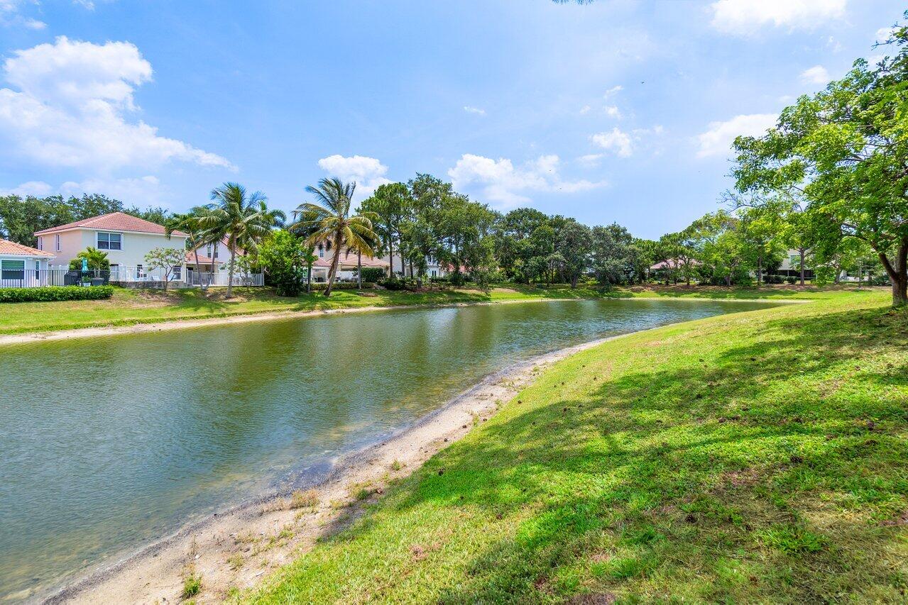 1103 Canoe Point Delray Beach, FL 33444 - Photo 31 of 40 031-1103CanoePoint-DelrayBeach-FL-33444-