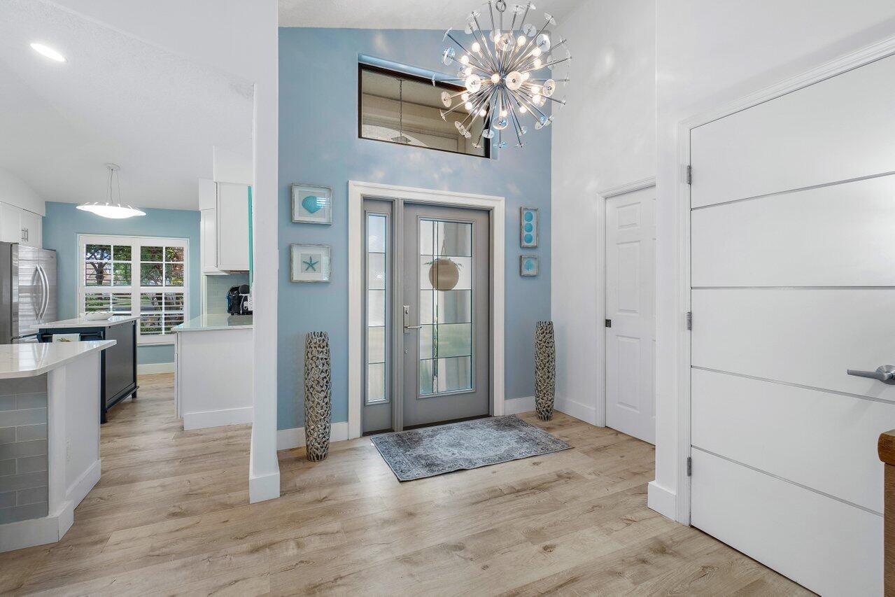 1103 Canoe Point Delray Beach, FL 33444 - Photo 5 of 40 005-1103CanoePoint-DelrayBeach-FL-33444-