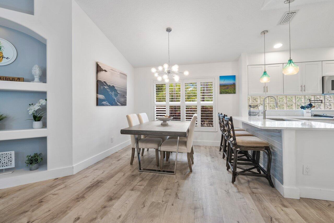 1103 Canoe Point Delray Beach, FL 33444 - Photo 9 of 40 009-1103CanoePoint-DelrayBeach-FL-33444-