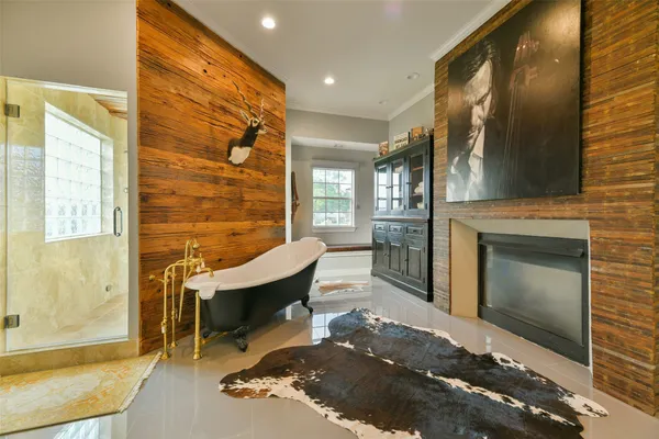 $3,000,000 | 1913 Lundy Lane, Friendswood, TX 77546