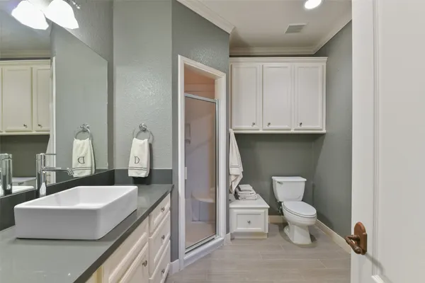 $3,000,000 | 1913 Lundy Lane, Friendswood, TX 77546