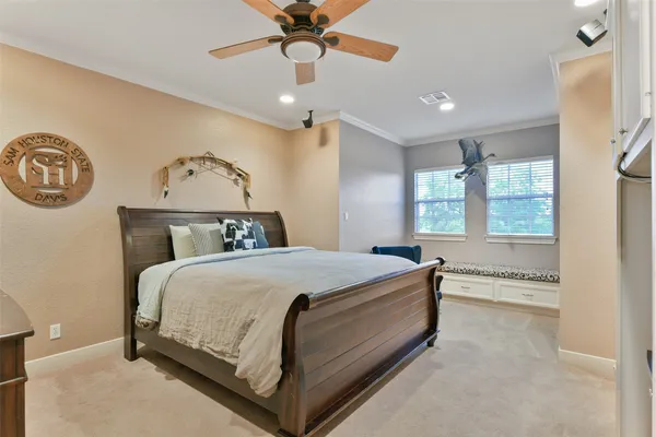 $3,000,000 | 1913 Lundy Lane, Friendswood, TX 77546