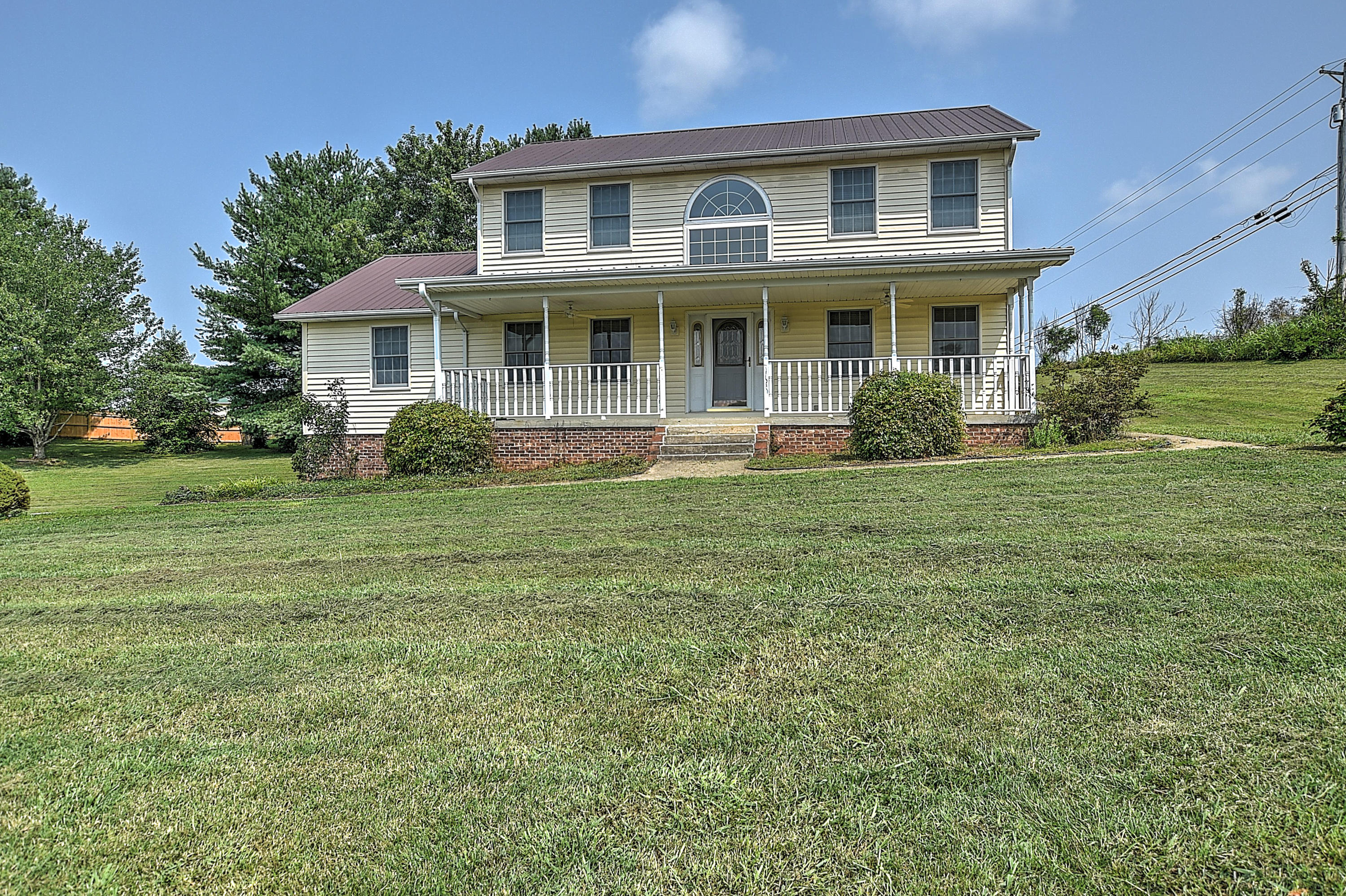 3019 Buckingham Road Greeneville, TN 37745 - Photo 1 of 46 3029 Buckingham
