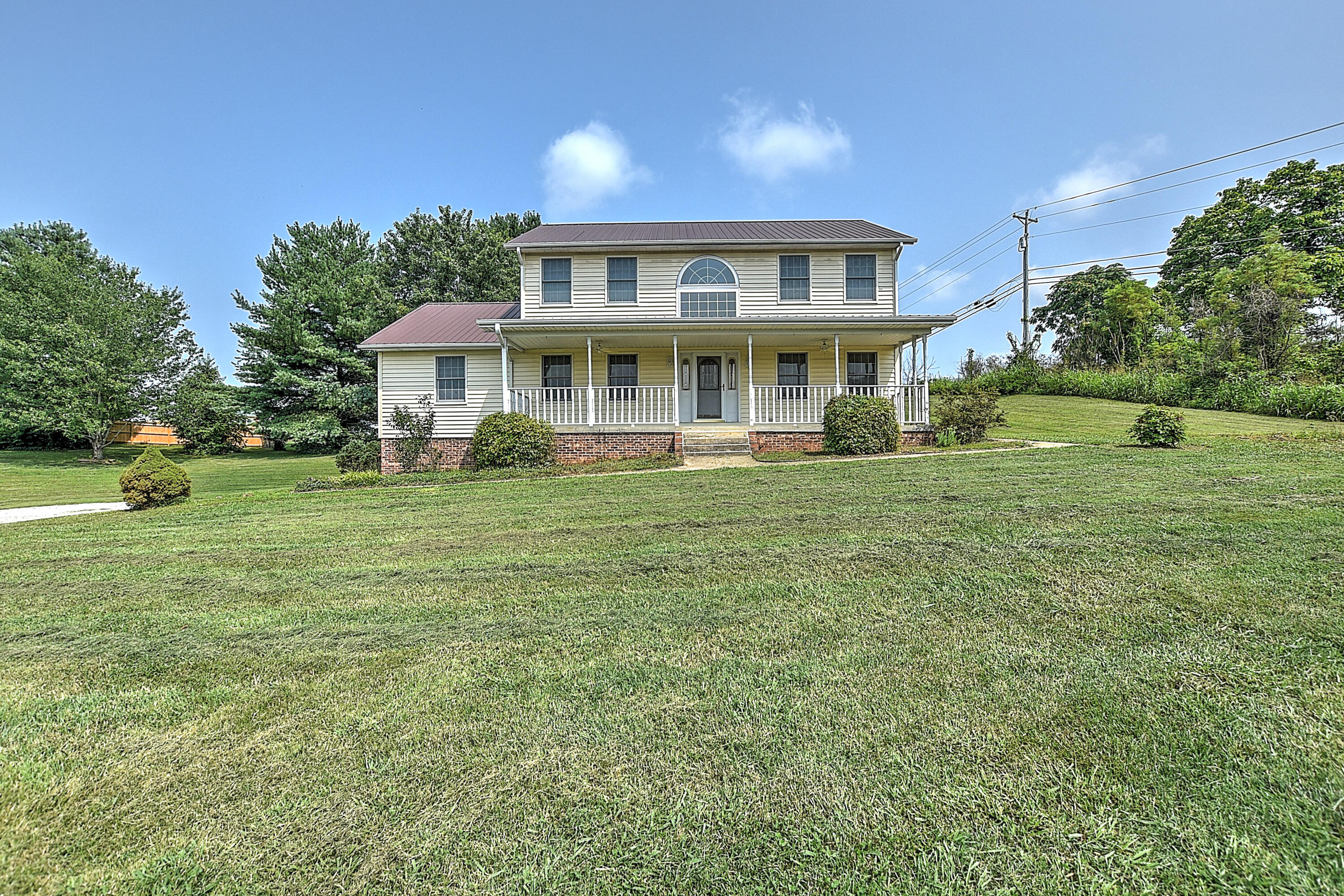3019 Buckingham Road Greeneville, TN 37745 - Photo 2 of 46 3029 Buckingham-2
