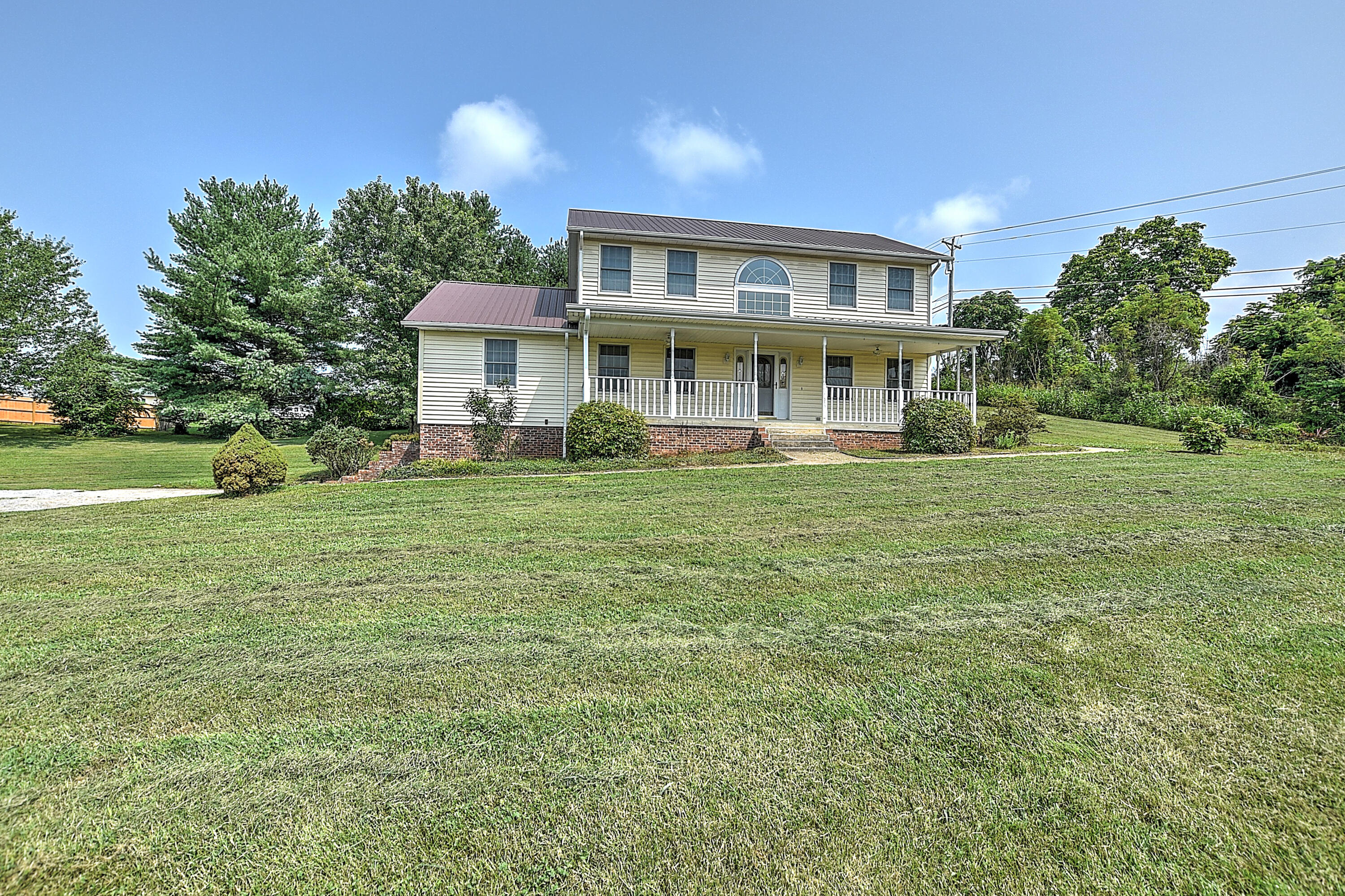 3019 Buckingham Road Greeneville, TN 37745 - Photo 3 of 46 3029 Buckingham-3