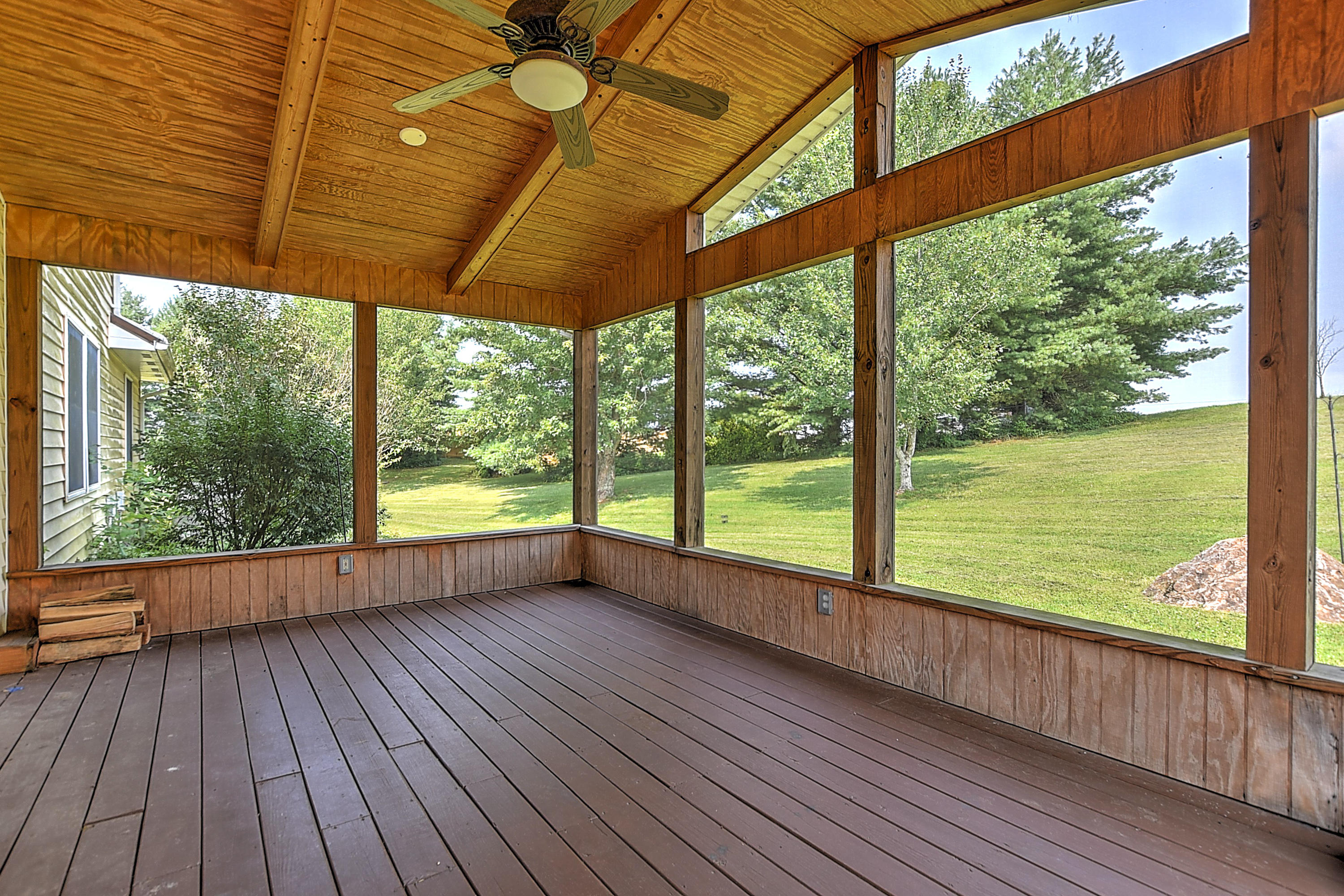3019 Buckingham Road Greeneville, TN 37745 - Photo 42 of 46 3029 Buckingham-42