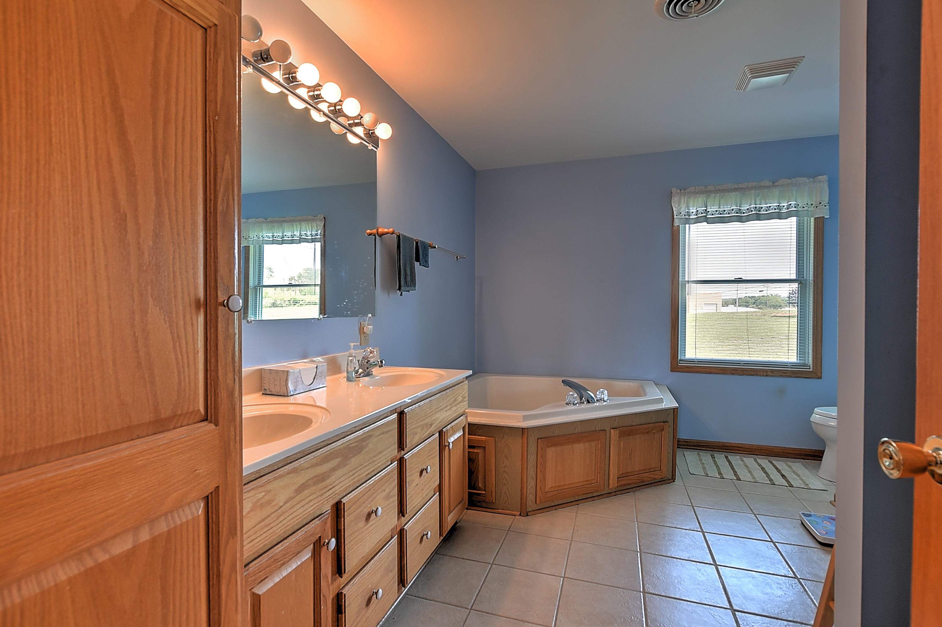 3019 Buckingham Road Greeneville, TN 37745 - Photo 10 of 46 3029 Buckingham-10