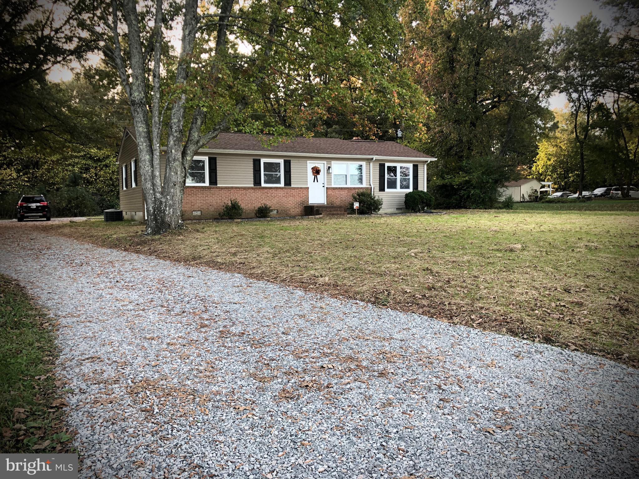 32194 Mt Gideon Road Hanover, VA 23069 - Photo 7 of 56