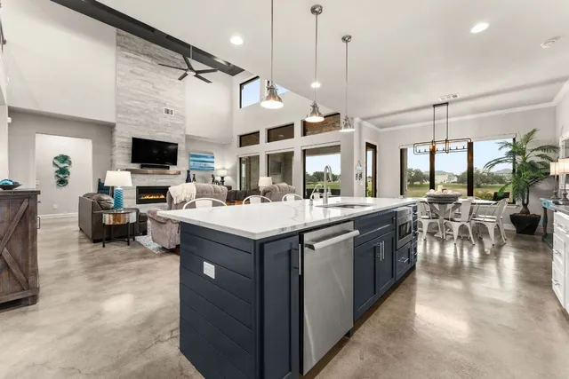 $3,200,000 | 202 Clearwater Drive, Kingsland, TX 78639