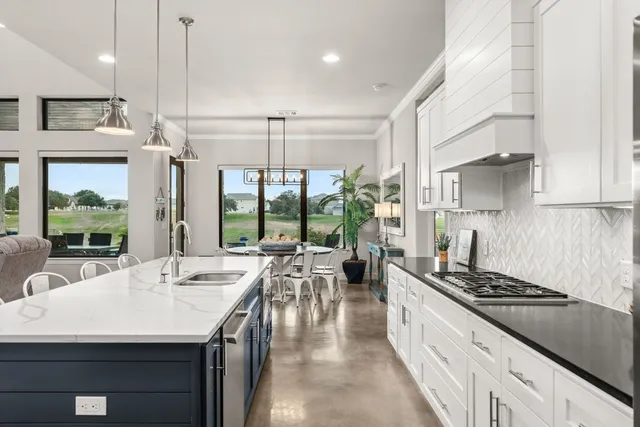 $3,200,000 | 202 Clearwater Drive, Kingsland, TX 78639