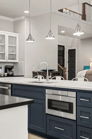 $3,200,000 | 202 Clearwater Drive, Kingsland, TX 78639