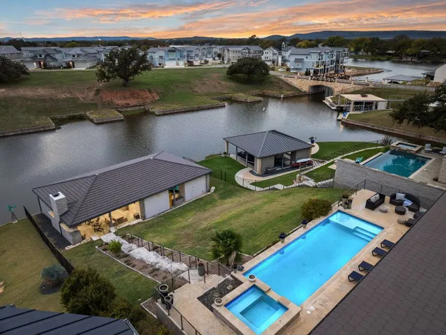 $3,200,000 | 202 Clearwater Drive, Kingsland, TX 78639