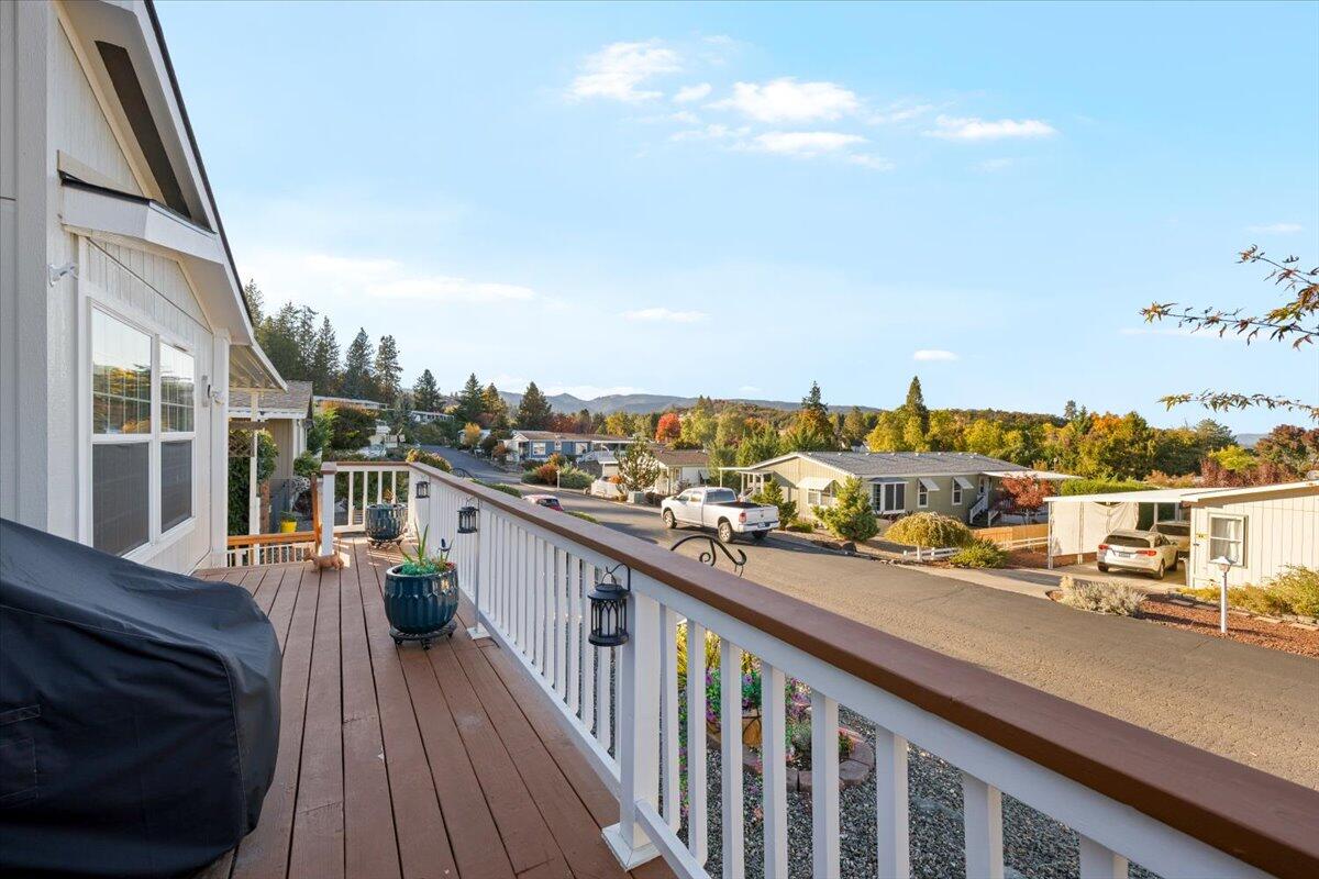 3955 South Stage Road, Unit 90 Medford, OR 97501 - Photo 8 of 42 08-CI_2172