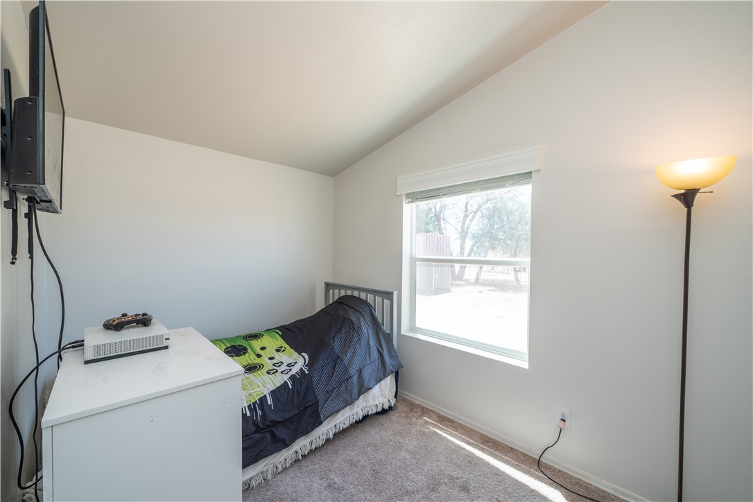 640 South Tonto Road Golden Valley, AZ 86413 - Photo 18 of 31 Bedroom