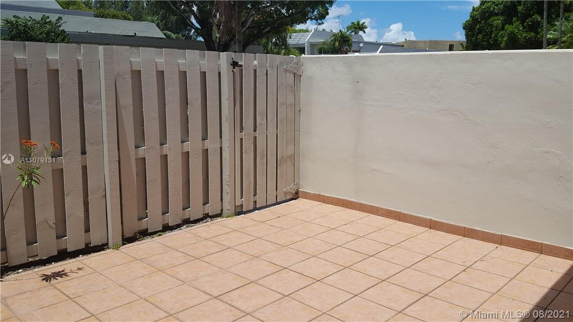 8108 Southwest 81st Terrace Miami, FL 33143 - Photo 2 of 27