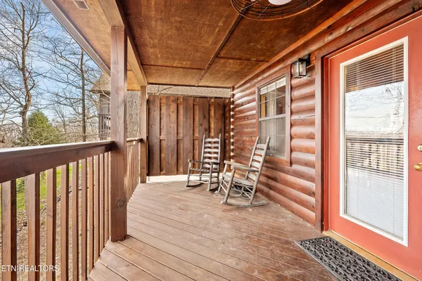 $399,999 | 1529 Bears Den Way, Sevierville, TN 37862