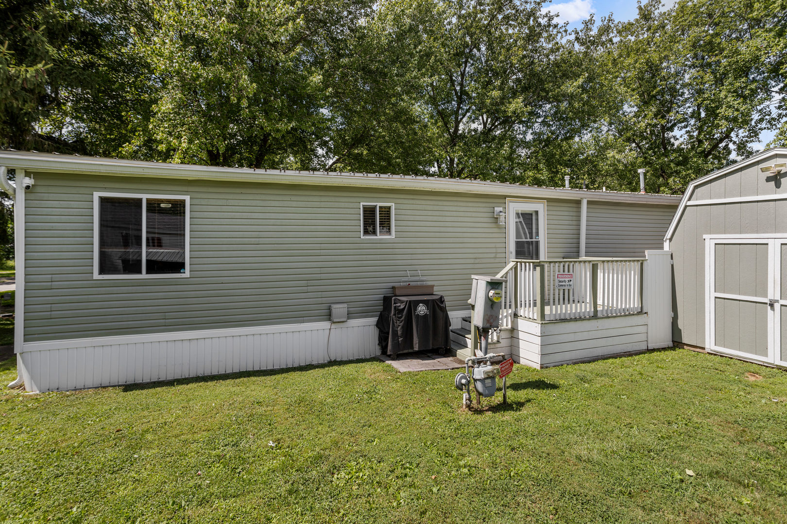 250 Troy Lane Decatur, IL 62526 - Photo 22 of 24 a house view with a backyard space
