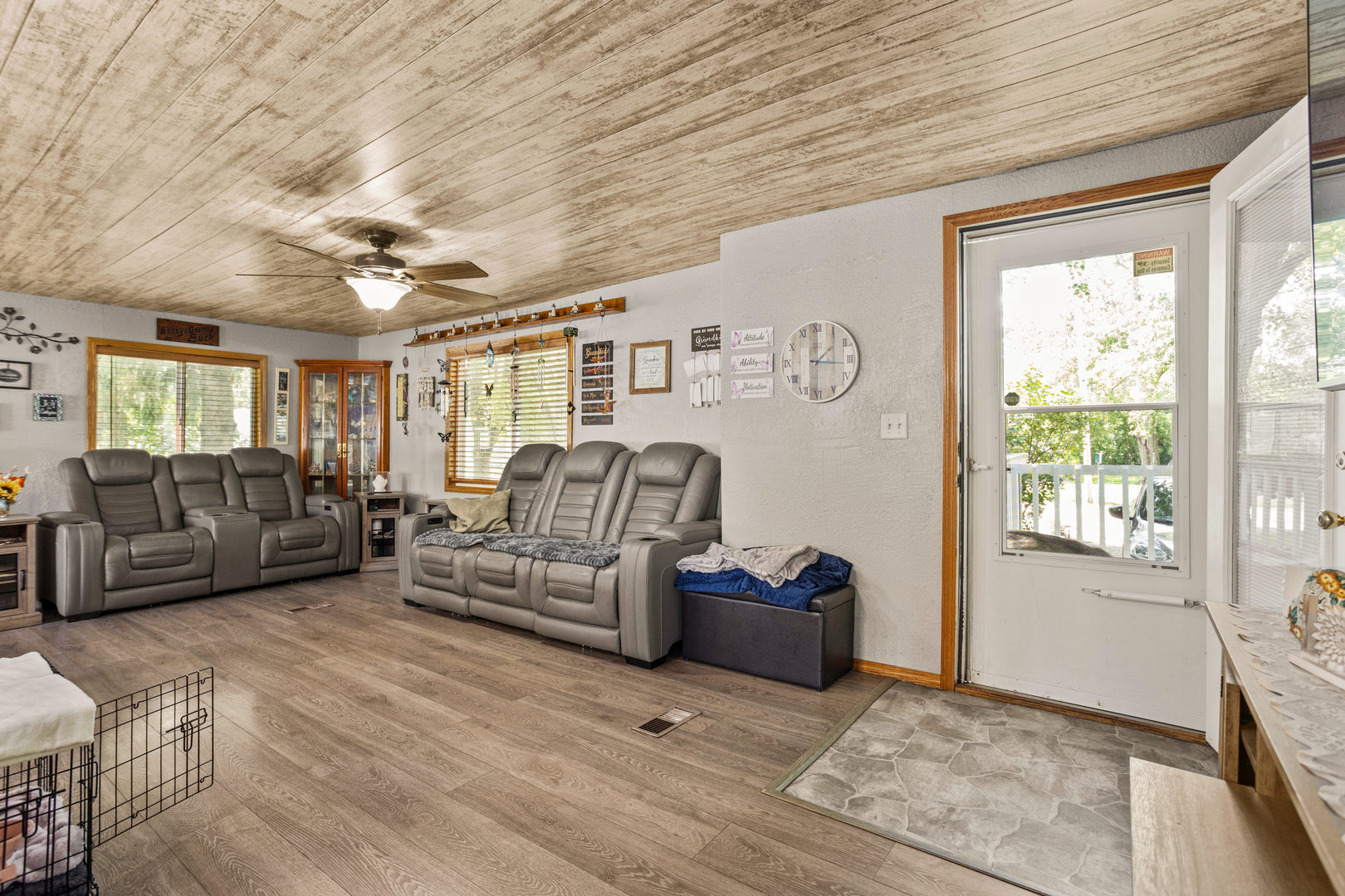 250 Troy Lane Decatur, IL 62526 - Photo 6 of 24 a living room with furniture and a window