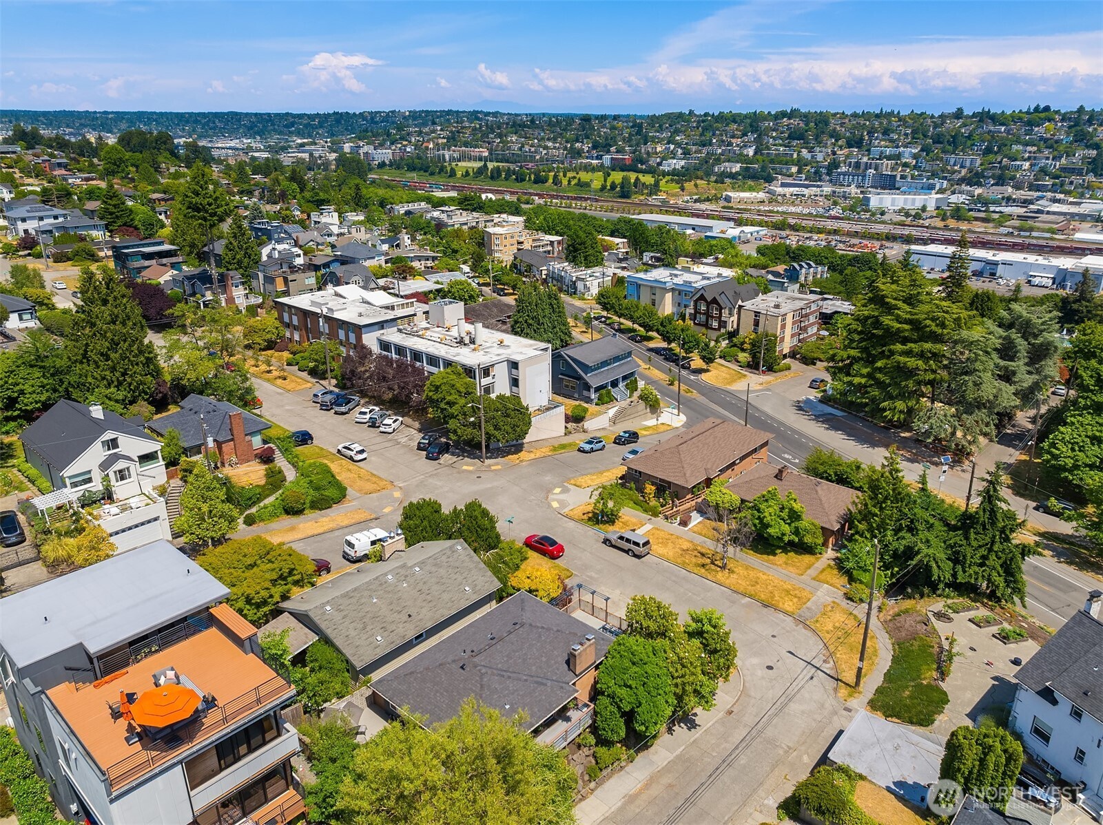 2600 West Howe Street Seattle, WA 98199 - Photo 35 of 40