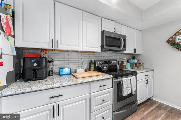 $240,000 | 115 East Kings Highway, Unit 186, Maple Shade, NJ 08052