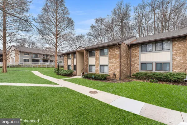 $240,000 | 115 East Kings Highway, Unit 186, Maple Shade, NJ 08052