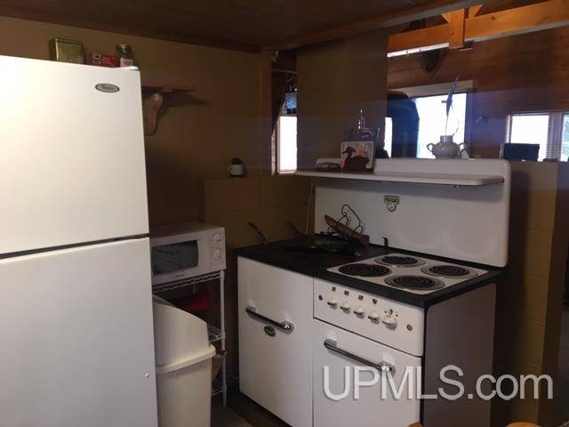 3208 North Co Road Marquette, MI 49855 - Photo 9 of 20