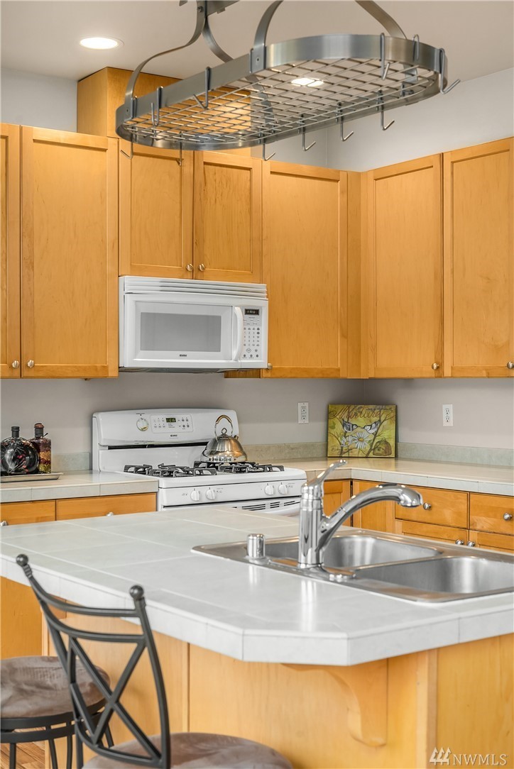 4002 Northeast 4th Place Renton, WA 98056 - Photo 11 of 22