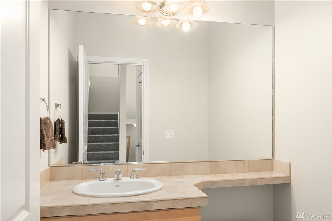 4002 Northeast 4th Place Renton, WA 98056 - Photo 13 of 22
