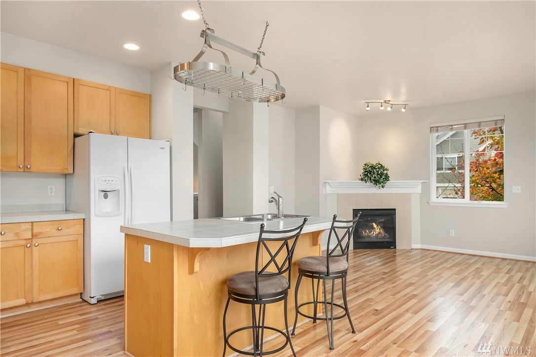 4002 Northeast 4th Place Renton, WA 98056 - Photo 8 of 22