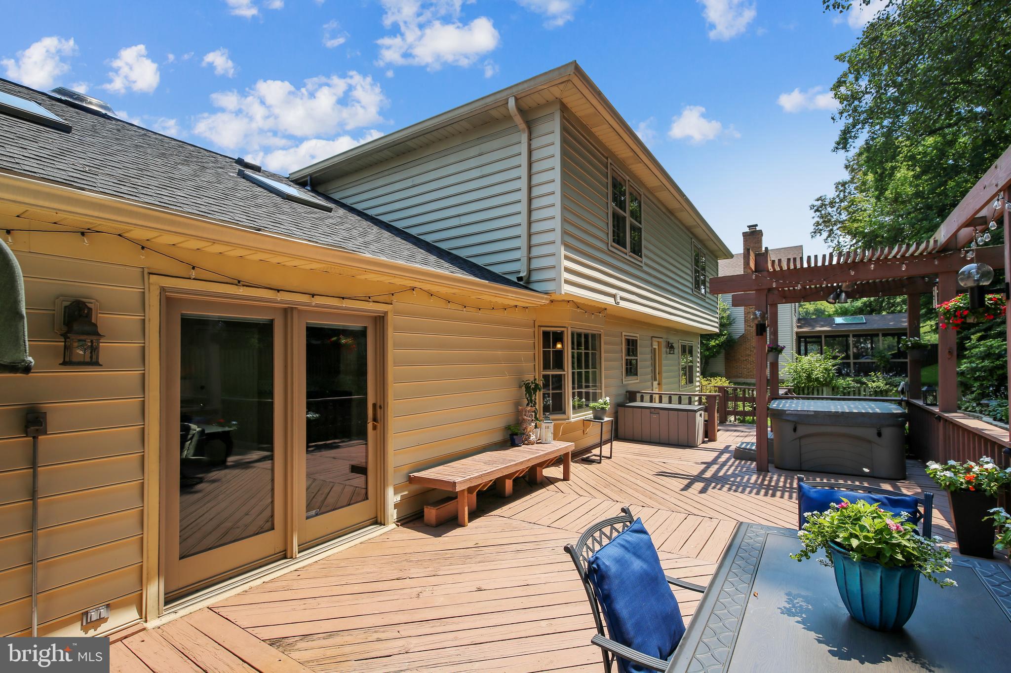10176 Red Spruce Road Fairfax, VA 22032 - Photo 50 of 87 Gorgeous deck!