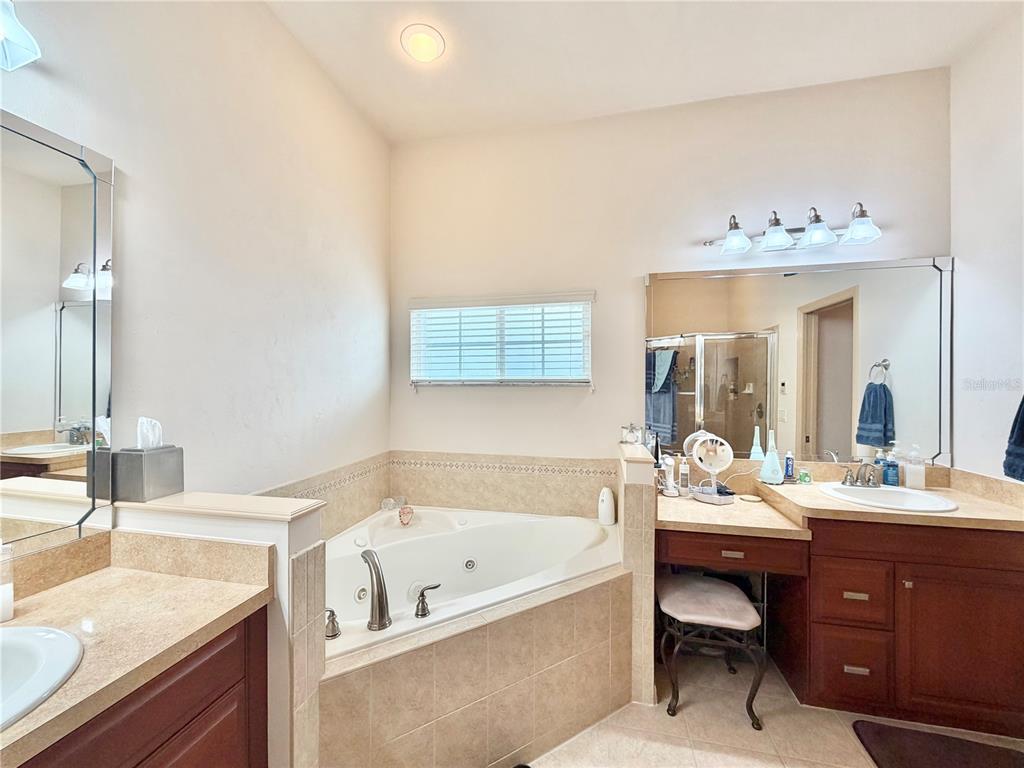 8416 Southwest 10th Road Gainesville, FL 32607 - Photo 22 of 58