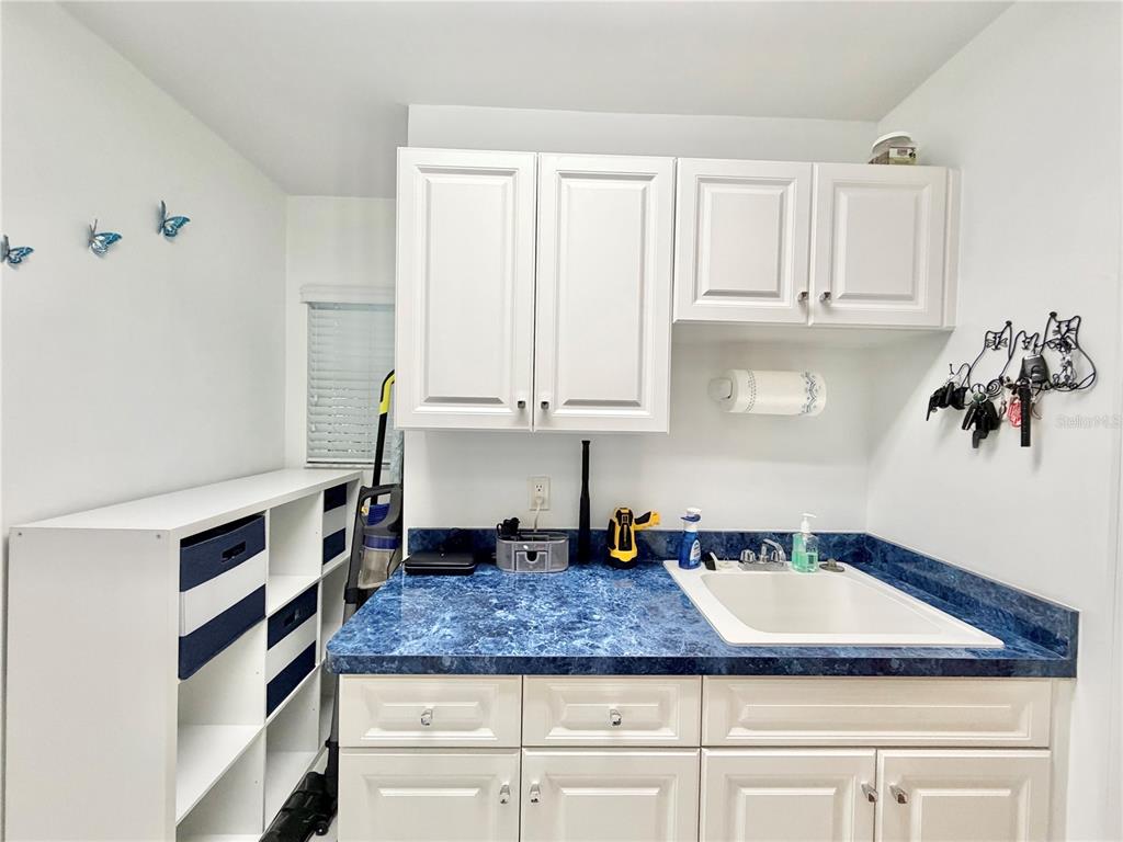 8416 Southwest 10th Road Gainesville, FL 32607 - Photo 32 of 58