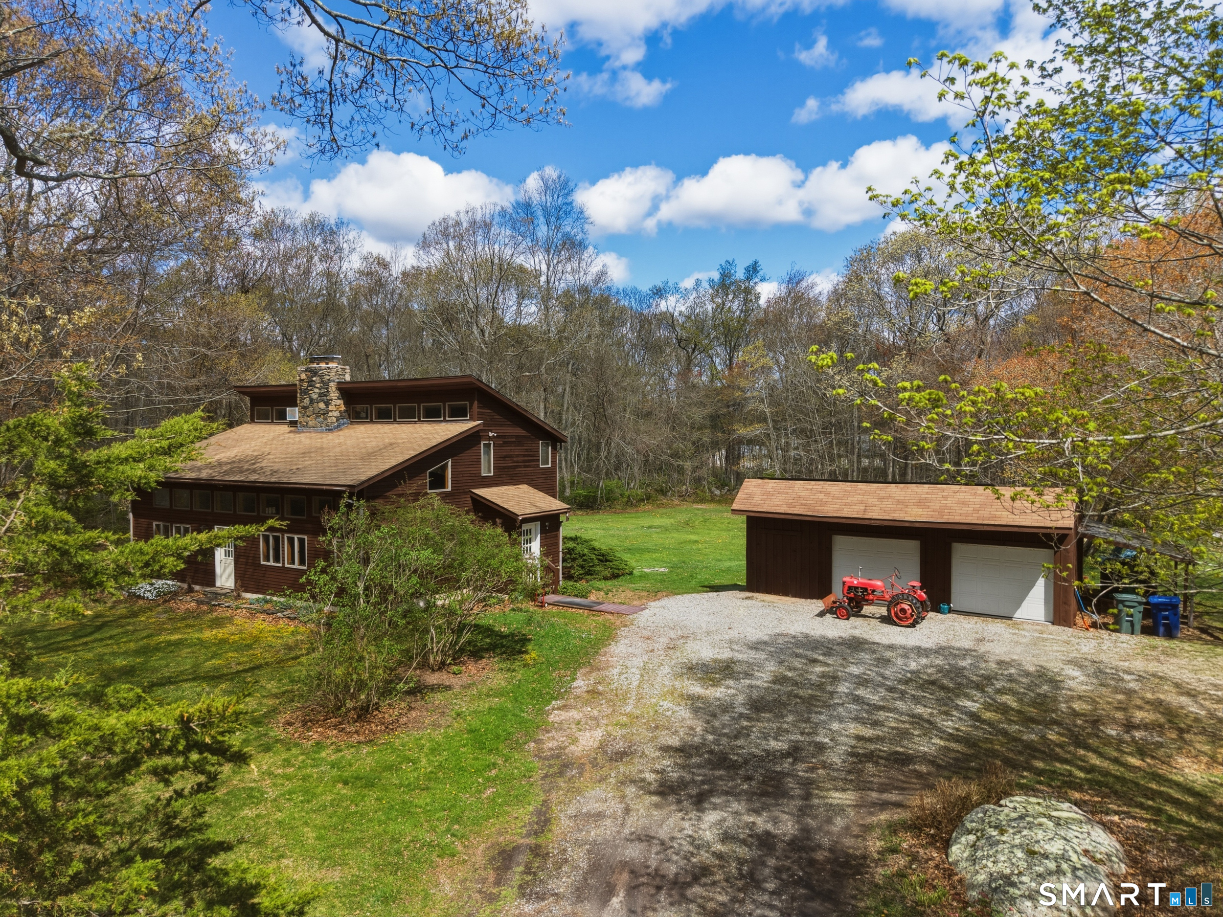 1707 Center Groton Road Ledyard, CT 06339 - Photo 2 of 17