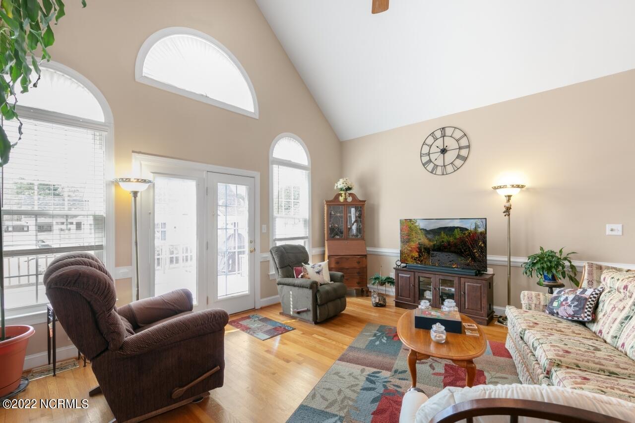 4428 Saddle Run Road North Wilson, NC 27896 - Photo 3 of 47 Great Room/Primary