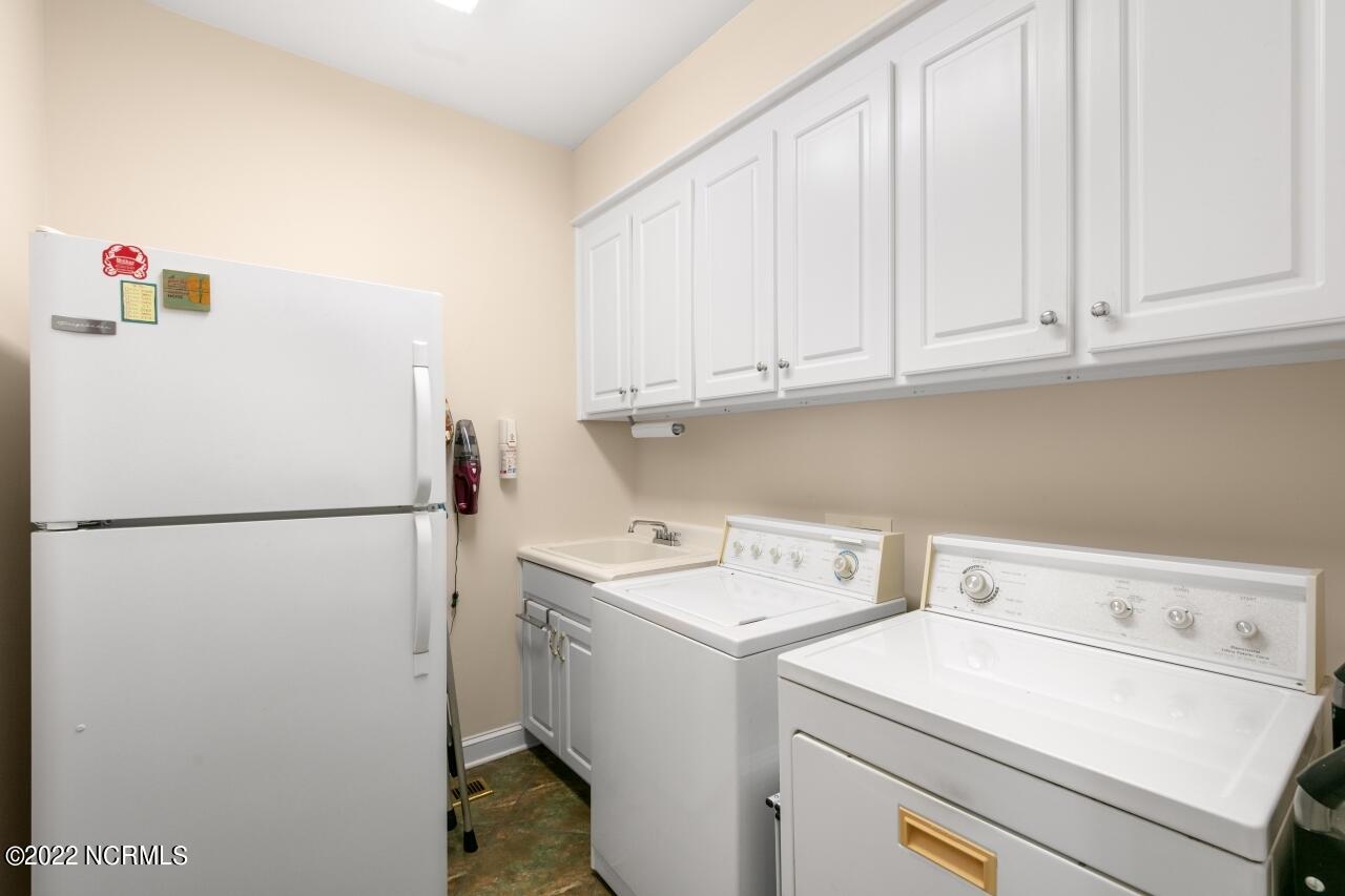 4428 Saddle Run Road North Wilson, NC 27896 - Photo 9 of 47 Laundry Room/Primary