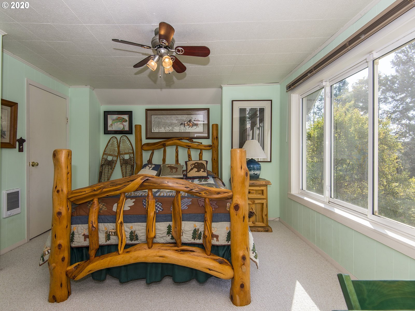 1122 Southeast Barnes Road Gresham, OR 97080 - Photo 14 of 32