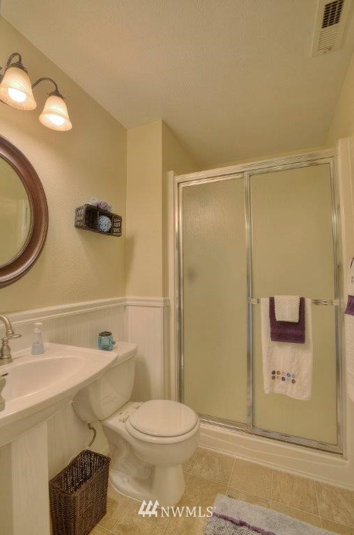 4524 Southeast 4th Street Renton, WA 98059 - Photo 11 of 15 Gallery Image 11