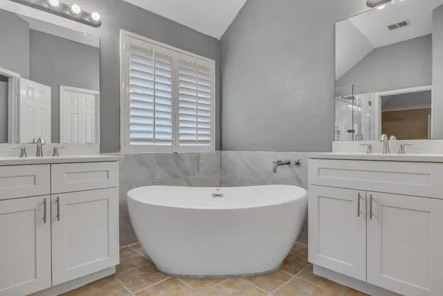 $2,600 | 2726 Grimes Ranch Road, Austin, TX 78732