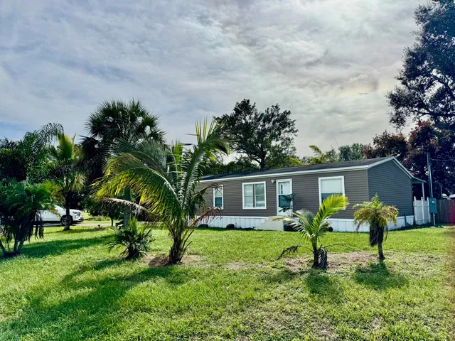 $219,000 | 3200 Southeast 18th Court, Okeechobee, FL 34974