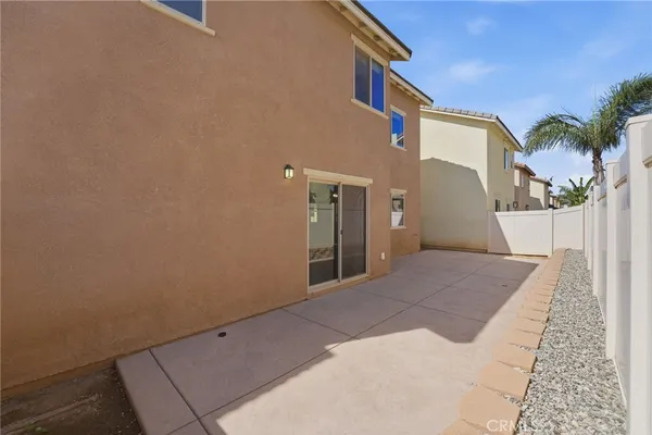 $459,900 | 1422 Silverberry Lane, Beaumont, CA 92223