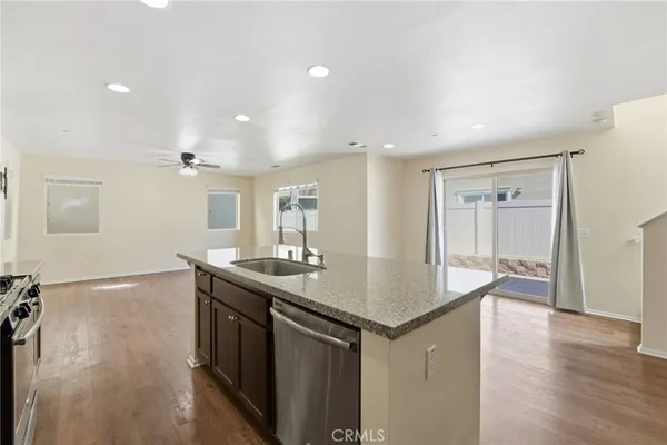 $459,900 | 1422 Silverberry Lane, Beaumont, CA 92223