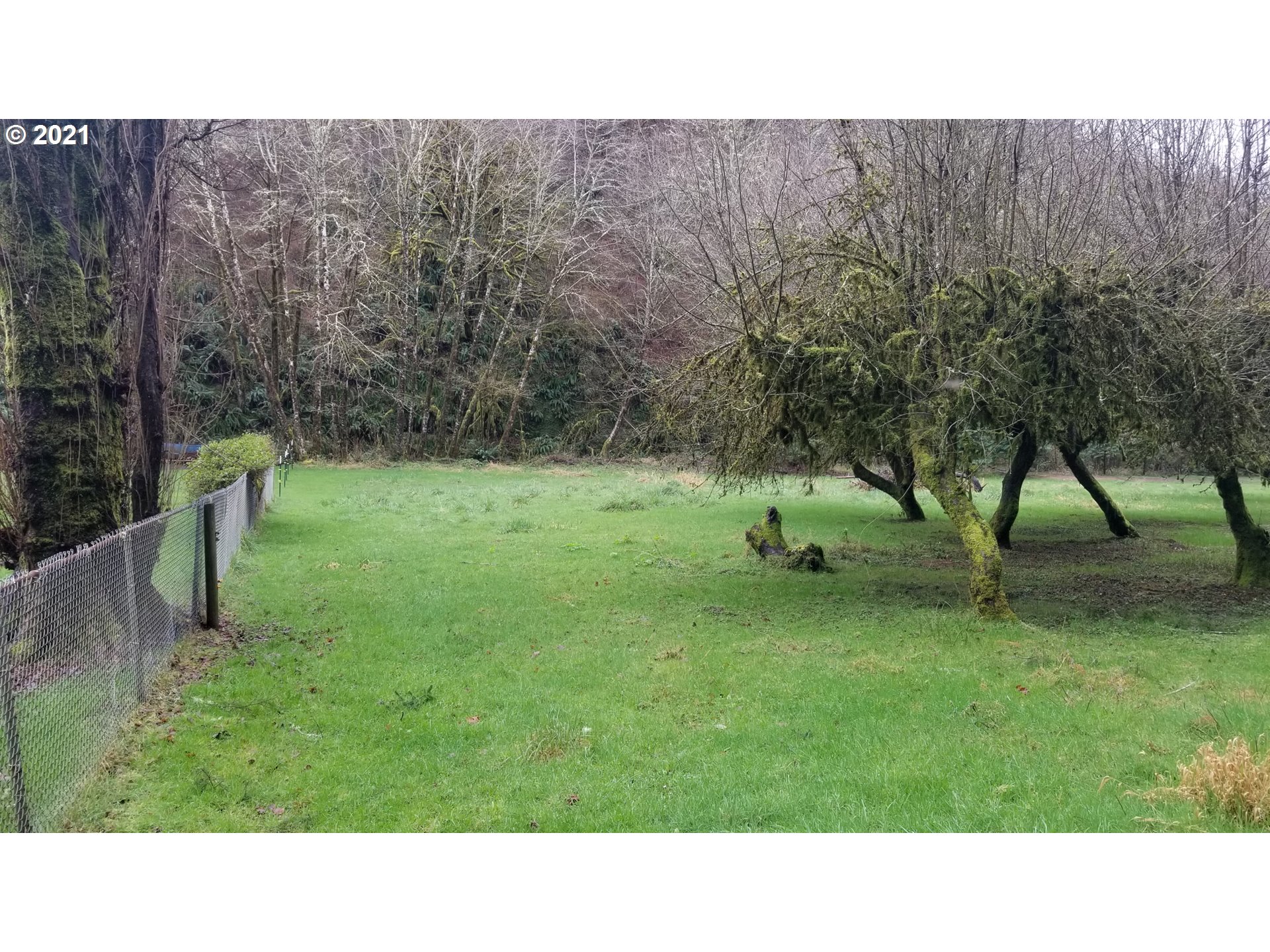 96864 Larson Lane North Bend, OR 97459 - Photo 18 of 31