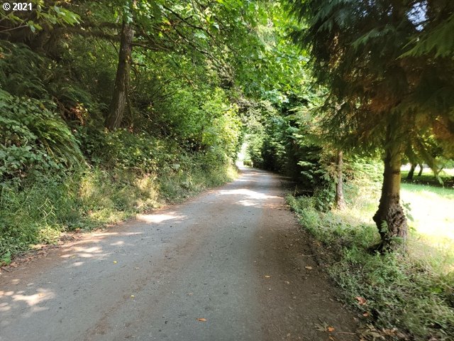 96864 Larson Lane North Bend, OR 97459 - Photo 25 of 31