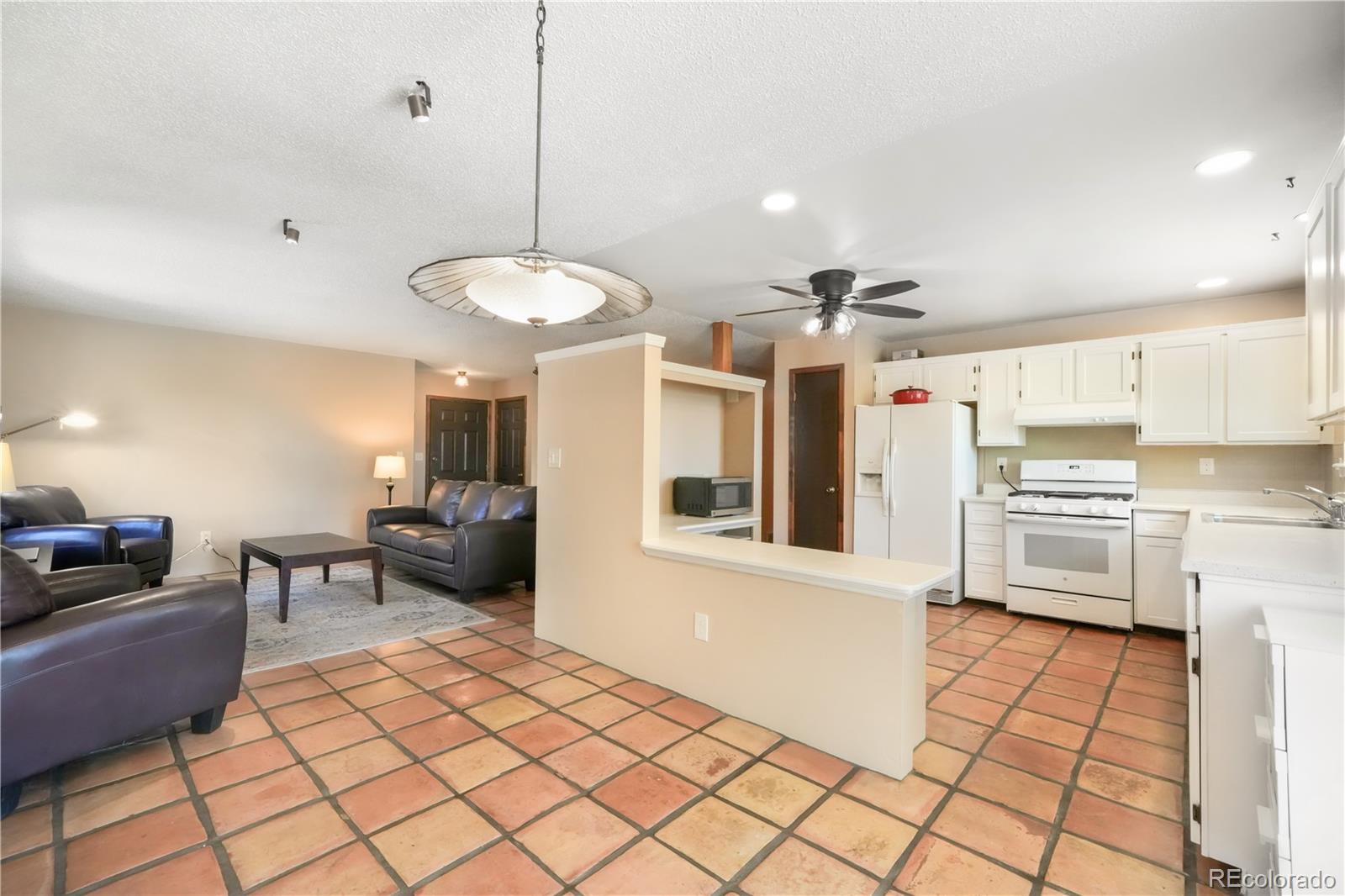 223 Saddlemountain Road Colorado Springs, CO 80919 - Photo 15 of 50