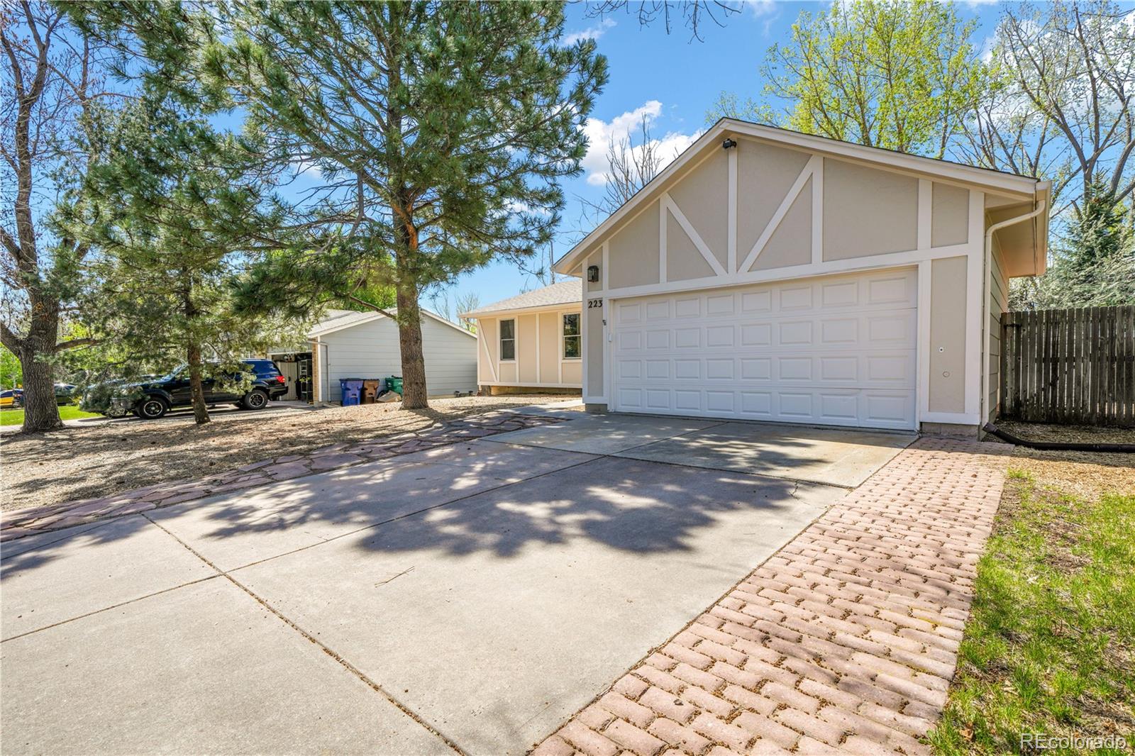 223 Saddlemountain Road Colorado Springs, CO 80919 - Photo 3 of 50