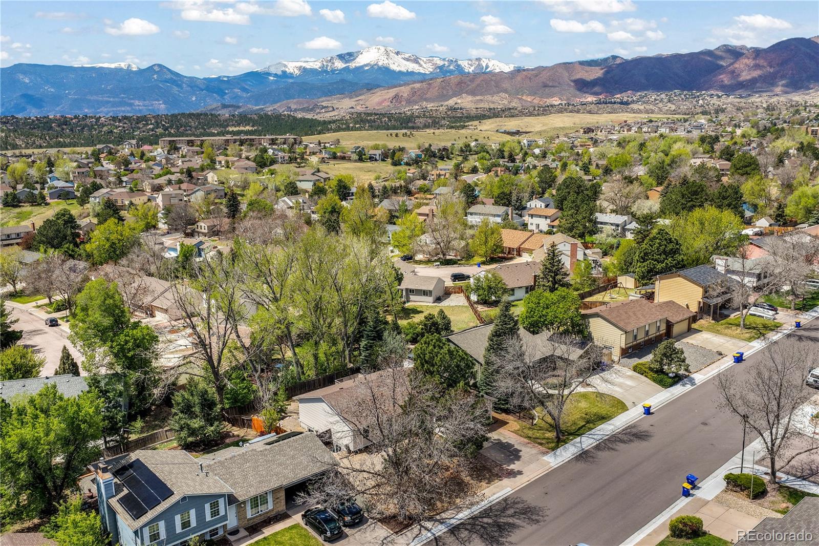 223 Saddlemountain Road Colorado Springs, CO 80919 - Photo 6 of 50